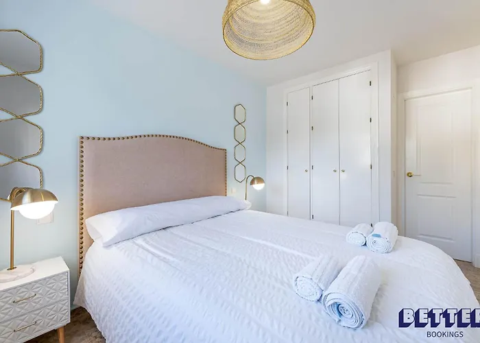 Premium 3br W Seaviews Close To Port By Better Bookings