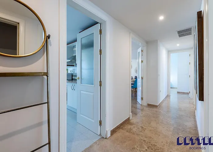 Premium 3br W Seaviews Close To Port By Better Bookings